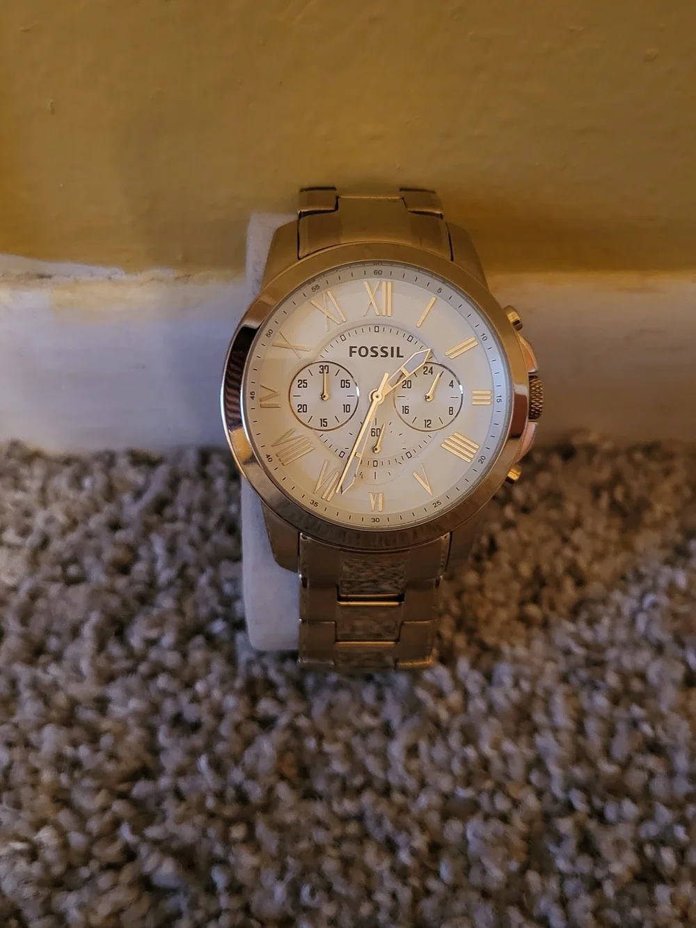 Various Men's Watches: Micheal Kors, Fossil, Guess